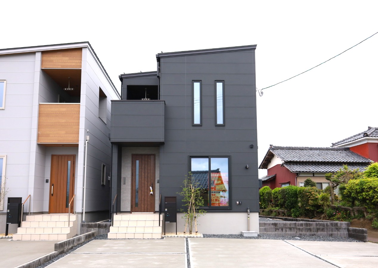 江南区大淵D棟/オシャレな黒の外観！地震に強く、断熱性能にも優れたイシカワの建売住宅♪　のイメージ画像